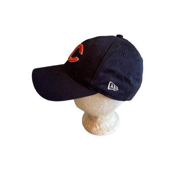 New Era Women's Chicago Bears 9Forty Adjustable Cap - Picture 2 of 6